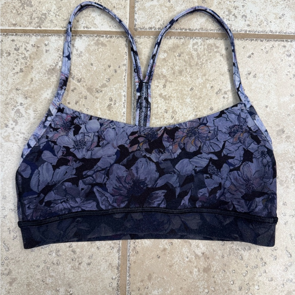Lululemon Women’s Sports Bra Blue/Purple Size 4
